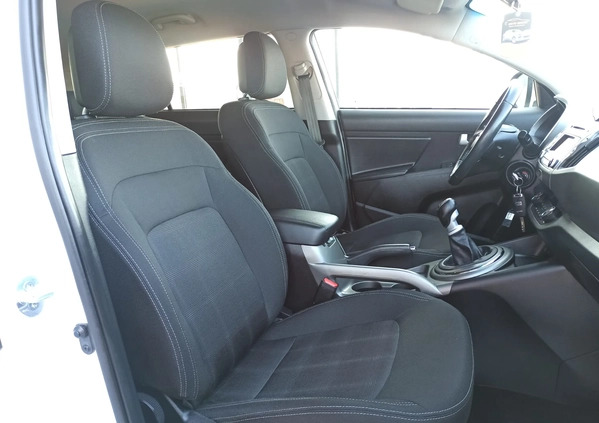 Kia Sportage cena 66500 przebieg: 74000, rok produkcji 2014 z Chrzanów małe 631